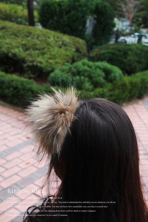ラクーンファーポンポン(12cm〜15cm)