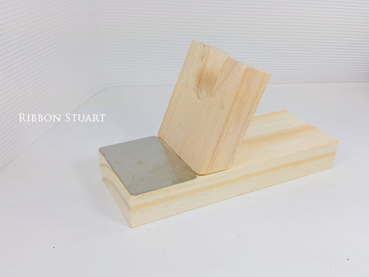 木製グルーガンスタンド 1個